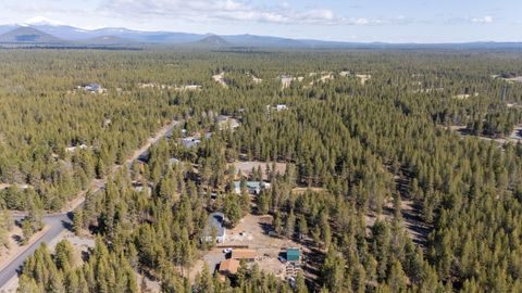 Tiny photo for 16506 Sprague Loop, La Pine, OR 97739 (MLS # 220199497)