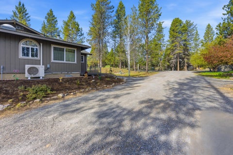 Tiny photo for 16506 Sprague Loop, La Pine, OR 97739 (MLS # 220199497)