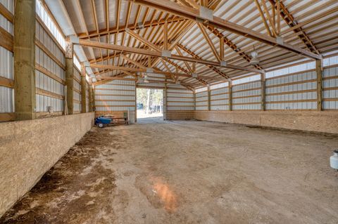 Tiny photo for 16506 Sprague Loop, La Pine, OR 97739 (MLS # 220199497)