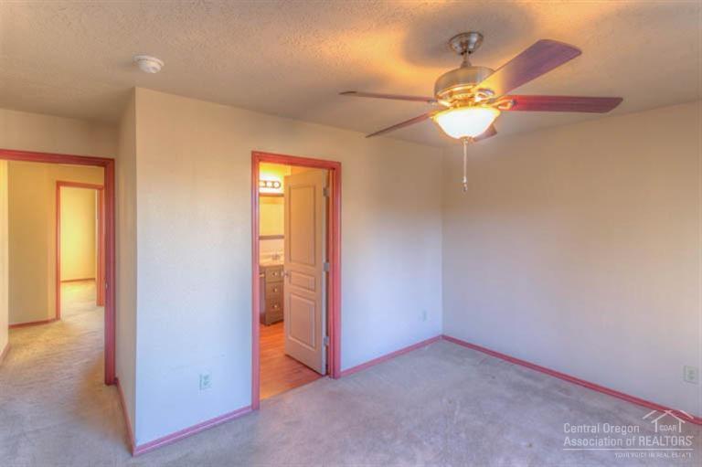 Terrango Glen - Residential