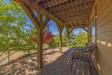 Tiny photo for 1354 Ridgecrest Drive, Klamath Falls, OR 97601 (MLS # 220223985)