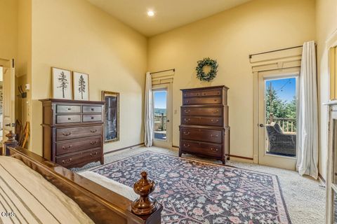 Tiny photo for 1354 Ridgecrest Drive, Klamath Falls, OR 97601 (MLS # 220223985)