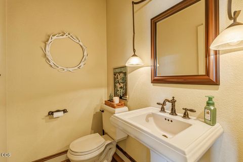 Tiny photo for 1354 Ridgecrest Drive, Klamath Falls, OR 97601 (MLS # 220223985)