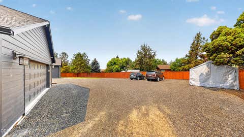 Tiny photo for 2955 SW Bentwood Drive, Redmond, OR 97756 (MLS # 220226582)