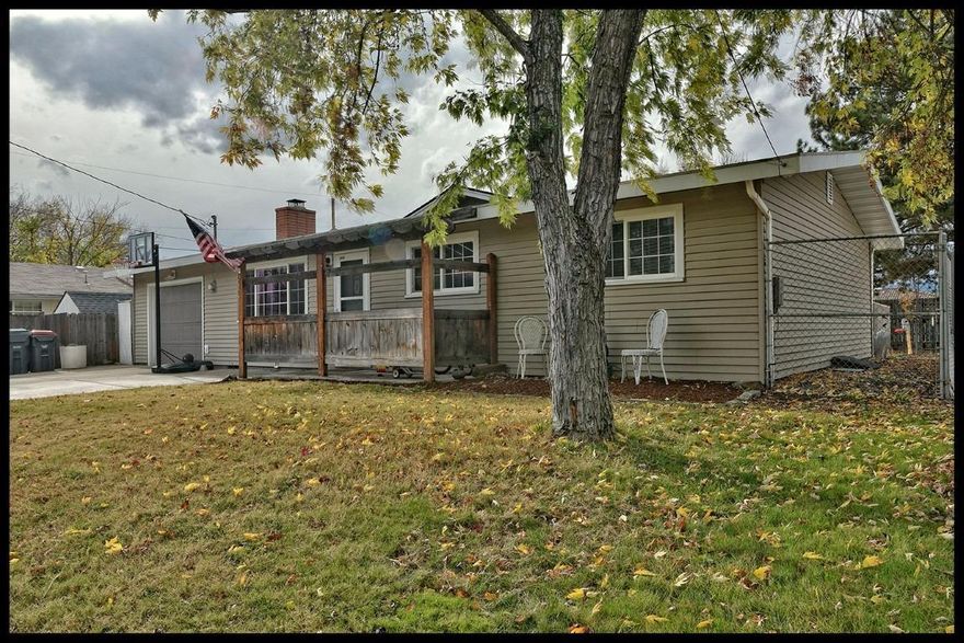 Don't miss an opportunity to own this great starter home or possible investment property in a convenient East Medford location at a very affordable price! Features include: 3 bedrooms and 2 full bathrooms, a nice kitchen with newer cabinets, a built-in entertainment center, ceiling fans in every room, a good-sized backyard, and best of all - a huge beautiful covered deck/patio - a perfect place to relax,