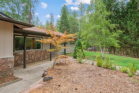 Tiny photo for 135 Rolling Hills Drive, Grants Pass, OR 97526 (MLS # 220225771)