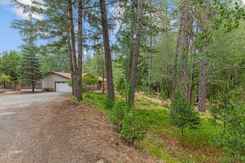 Tiny photo for 135 Rolling Hills Drive, Grants Pass, OR 97526 (MLS # 220225771)