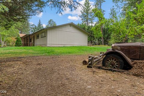 Tiny photo for 135 Rolling Hills Drive, Grants Pass, OR 97526 (MLS # 220225771)