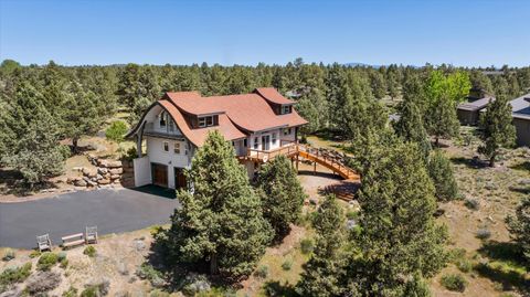 7950 NW Grubstake Way Redmond OR 97756