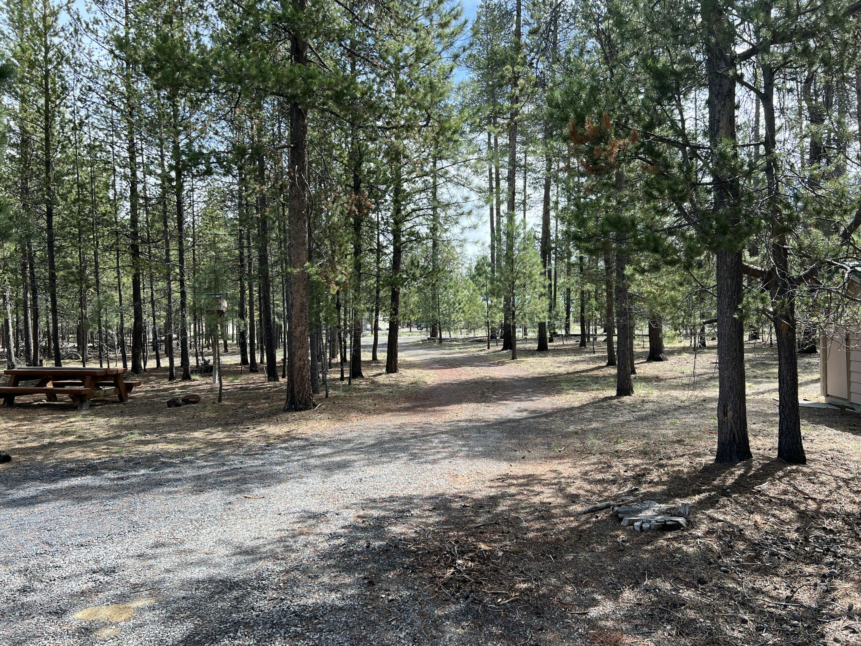 La Pine, Oregon 97739, United States, 2 Bedrooms Bedrooms, ,3 BathroomsBathrooms,Residential,Active,129780