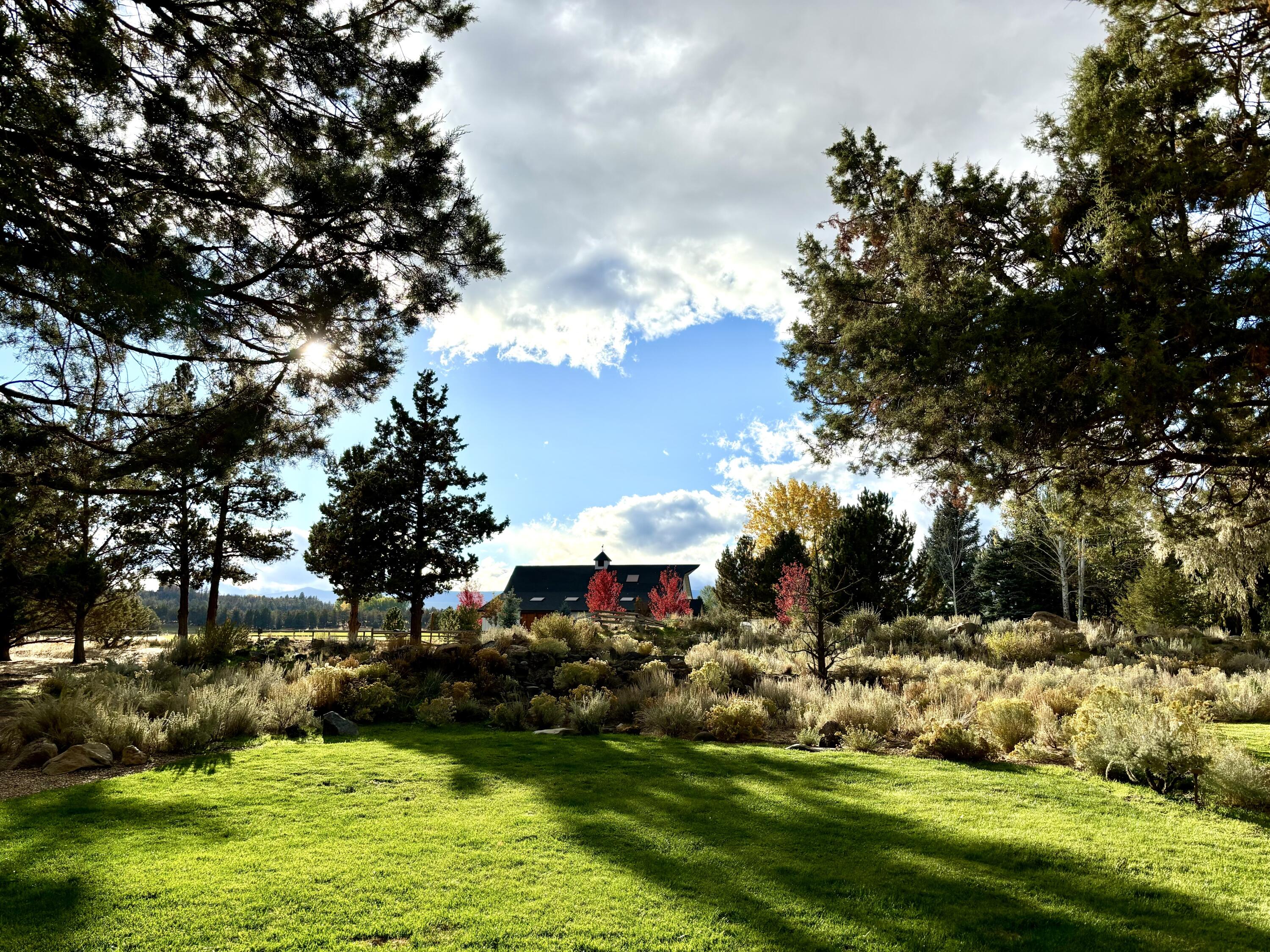 Tumalo Rim - Residential