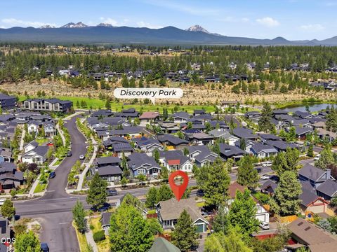 Tiny photo for 1236 NW Mount Washington Drive, Bend, OR 97703 (MLS # 220223978)
