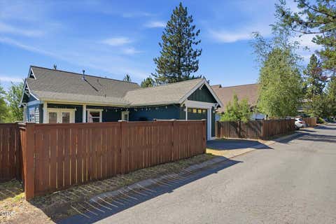 Tiny photo for 1236 NW Mount Washington Drive, Bend, OR 97703 (MLS # 220223978)
