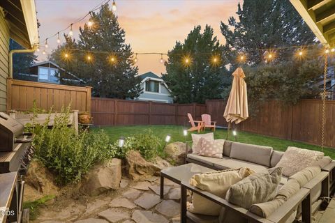 Tiny photo for 1236 NW Mount Washington Drive, Bend, OR 97703 (MLS # 220223978)