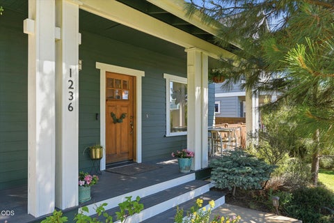 Tiny photo for 1236 NW Mount Washington Drive, Bend, OR 97703 (MLS # 220223978)
