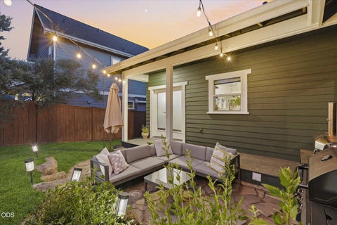 Tiny photo for 1236 NW Mount Washington Drive, Bend, OR 97703 (MLS # 220223978)