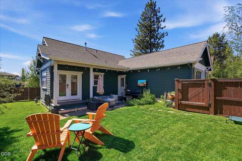 Tiny photo for 1236 NW Mount Washington Drive, Bend, OR 97703 (MLS # 220223978)
