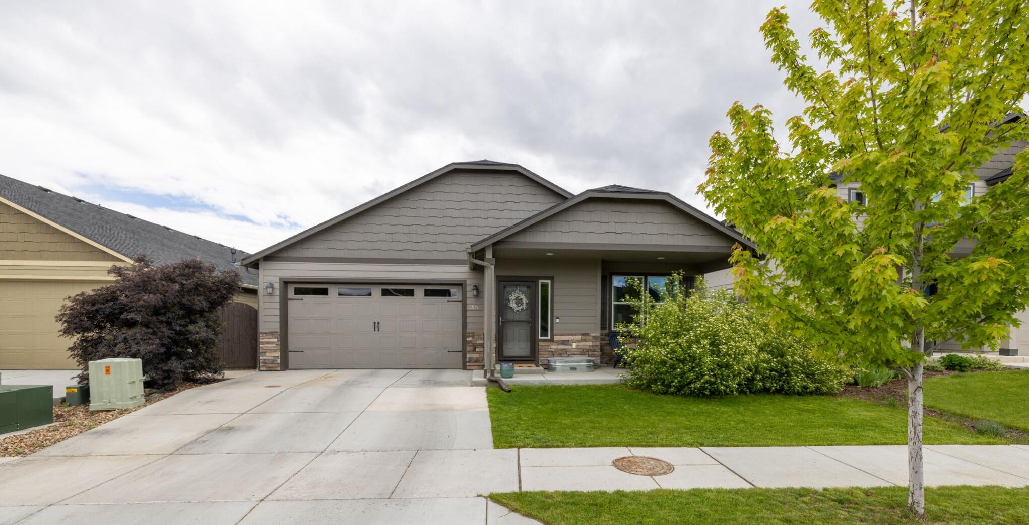 2514 NW Ivy Way