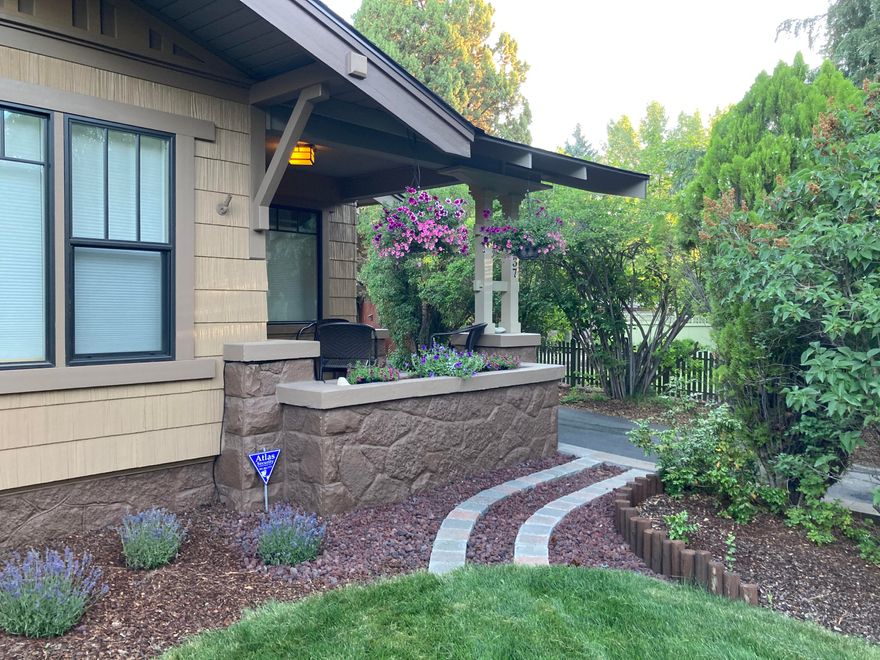 Unique legacy properties in the heart of downtown Bend. This offering is truly one of a kind as it includes two adjacent homes on two separate tax lots - including a highly coveted transferable Short Term Rental permit. These two homes, that have been carefully and lovingly updated from foundation to roof, give the buyer countless options. This is the perfect opportunity for multi - generational living or an option to generate income. Take advantage of the location and allow both properties to become part of your family's history in downtown bend. These properties give you the choice and flexibility to use how you wish. The large and private lot size of both properties may allow for additions, partitions, ADU's  or further development. As time passes, this location in the downtown corridor will continue to be the envy of all who visit Bend. 
Imagine visiting the Farmer's Market, Old Mill and Iconic Drake Park just steps away from it all.