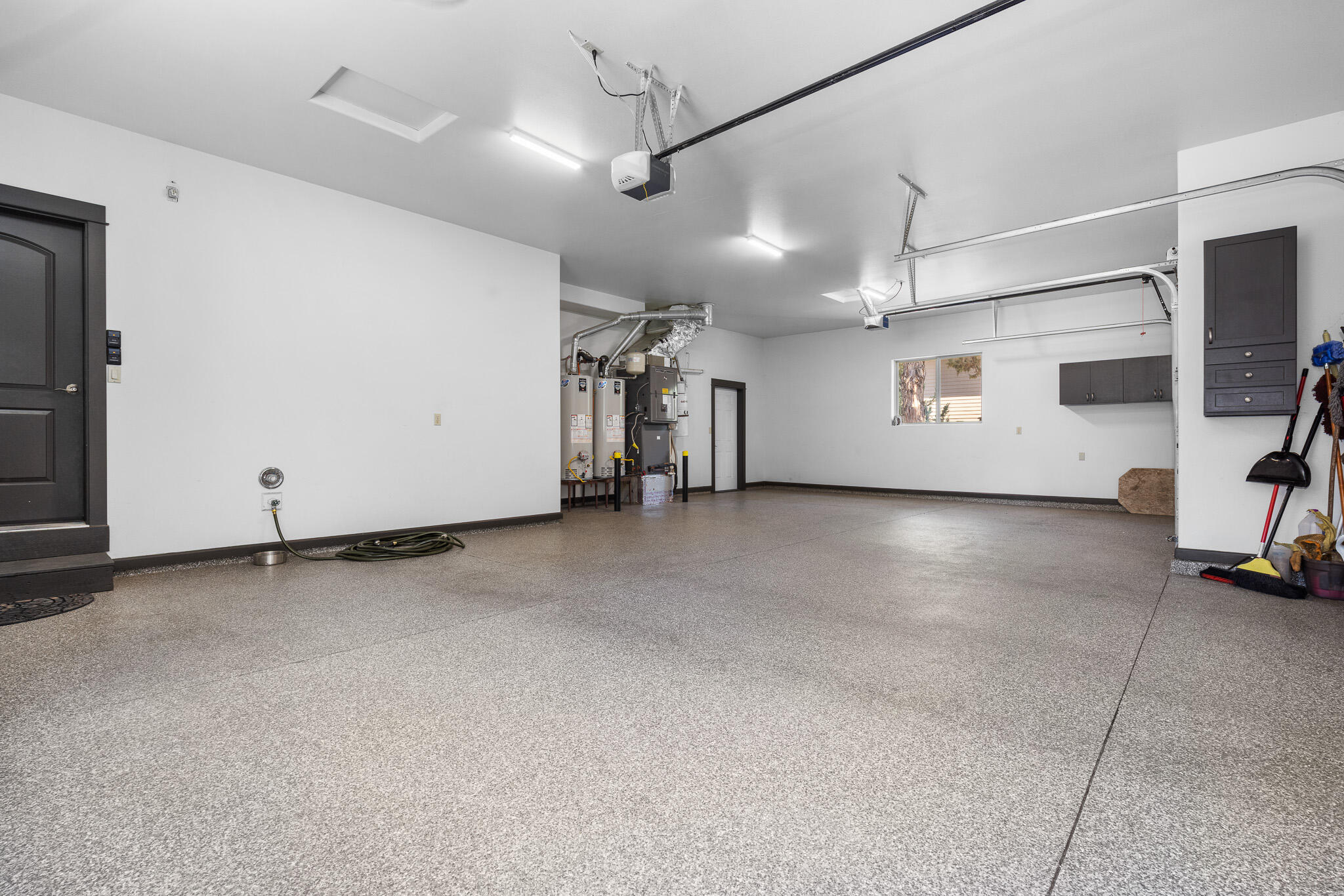 Bee Tree - Residential