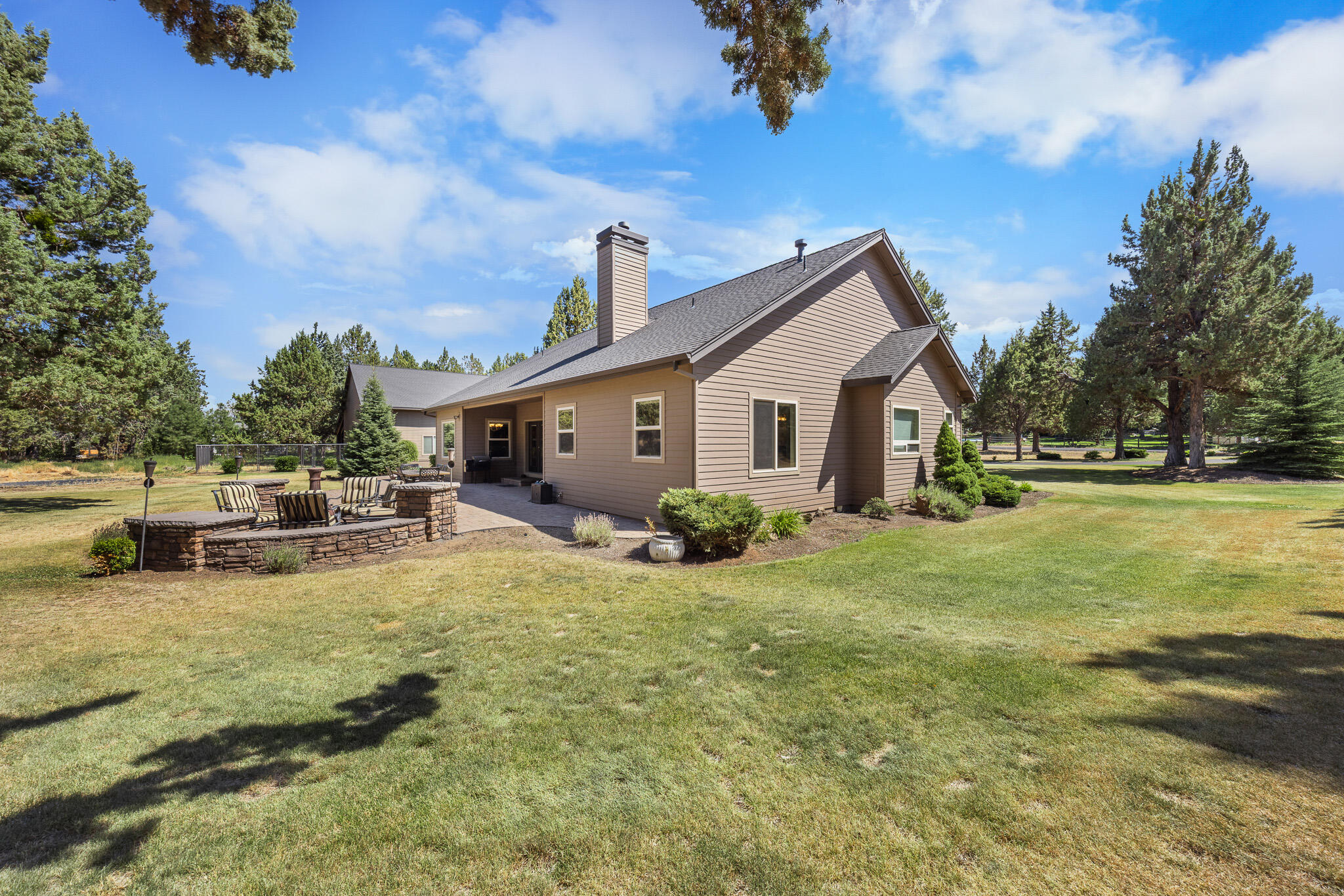 Bee Tree - Residential