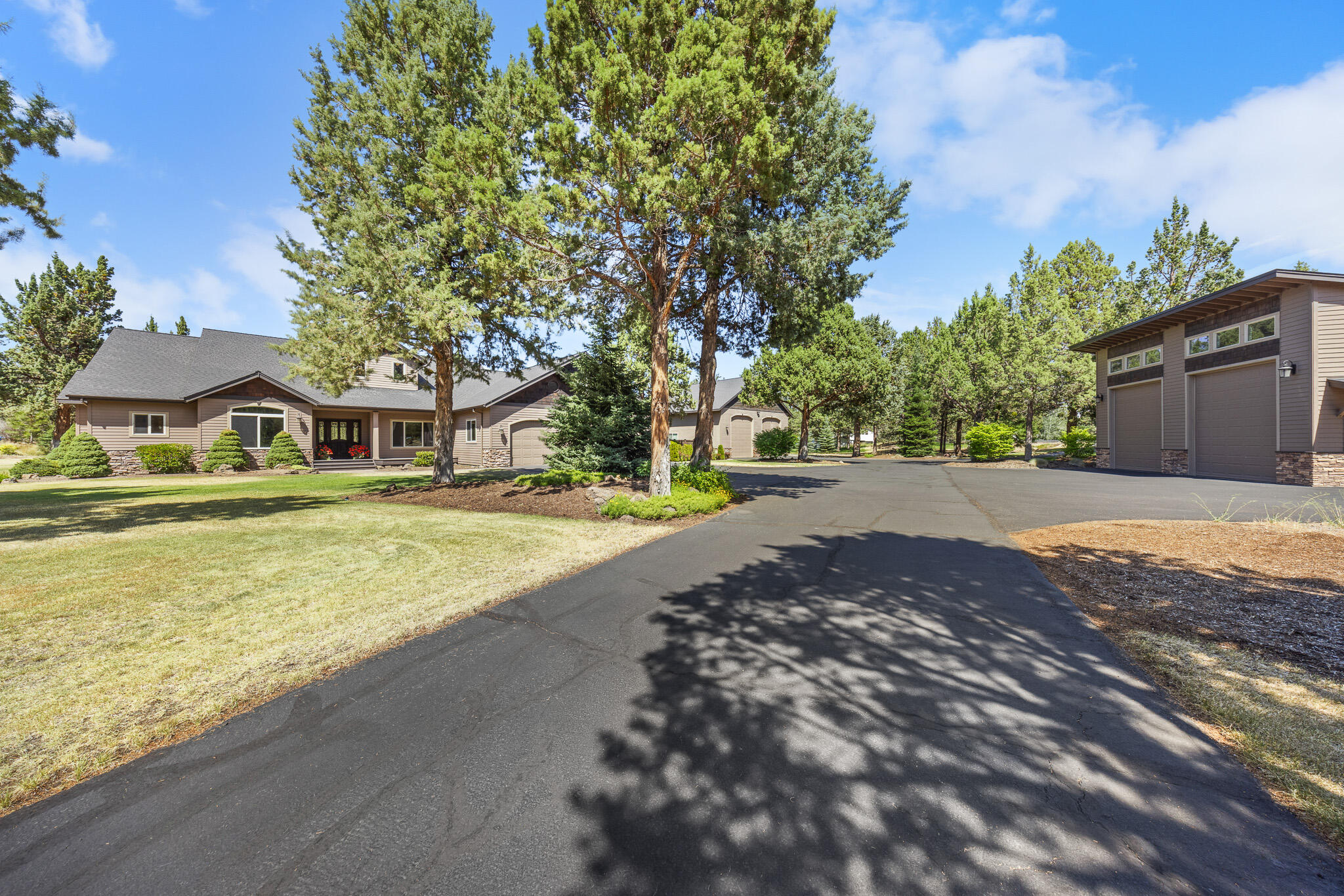 21130 Country Squire Road