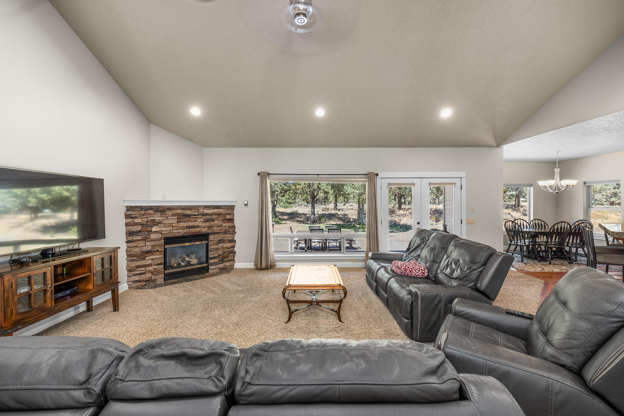 Bee Tree - Residential