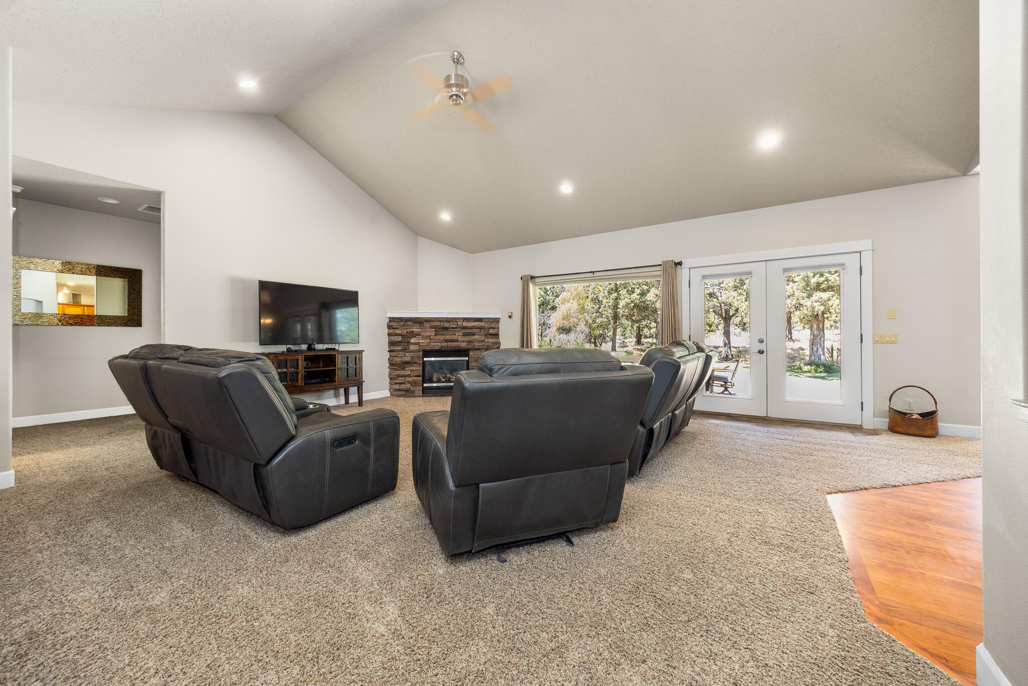 Bee Tree - Residential