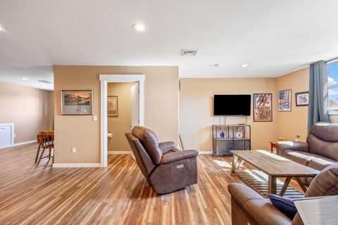 Tiny photo for 561 SE Stearns Road, Prineville, OR 97754 (MLS # 220220052)