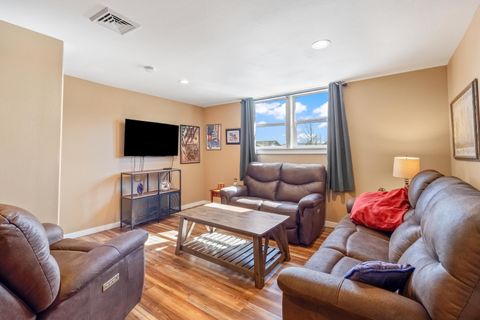Tiny photo for 561 SE Stearns Road, Prineville, OR 97754 (MLS # 220220052)