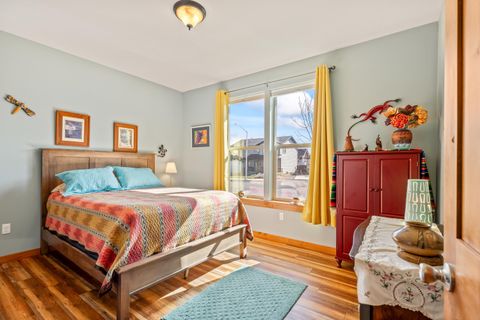 Tiny photo for 561 SE Stearns Road, Prineville, OR 97754 (MLS # 220220052)
