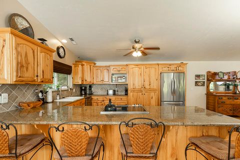 Tiny photo for 11926 Galice Road, Merlin, OR 97532 (MLS # 220212010)