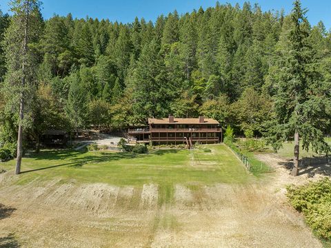 Tiny photo for 11926 Galice Road, Merlin, OR 97532 (MLS # 220212010)