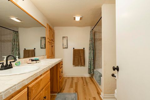 Tiny photo for 11926 Galice Road, Merlin, OR 97532 (MLS # 220212010)