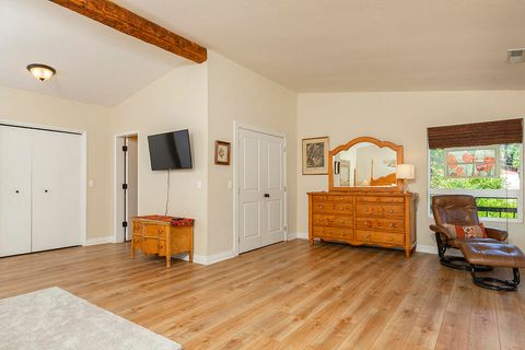 Tiny photo for 11926 Galice Road, Merlin, OR 97532 (MLS # 220212010)