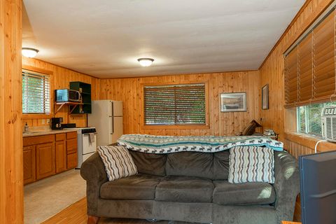 Tiny photo for 11926 Galice Road, Merlin, OR 97532 (MLS # 220212010)