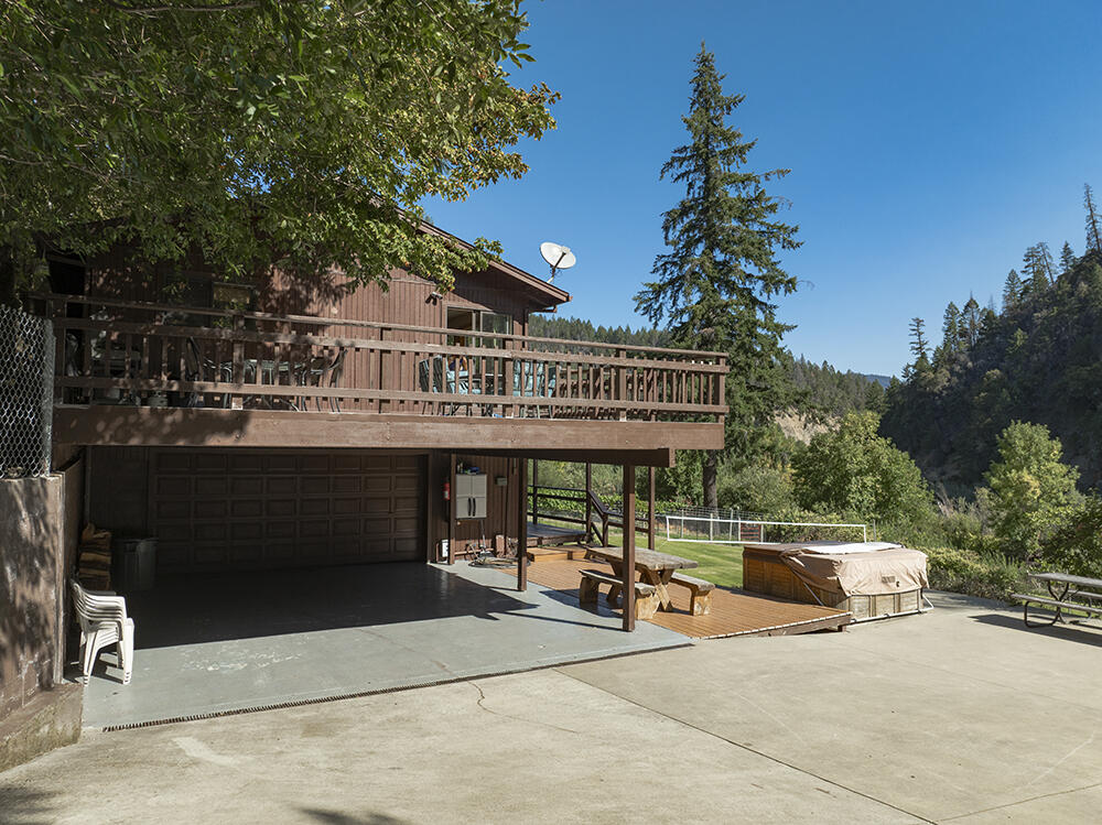 Galice Subdivision - Residential