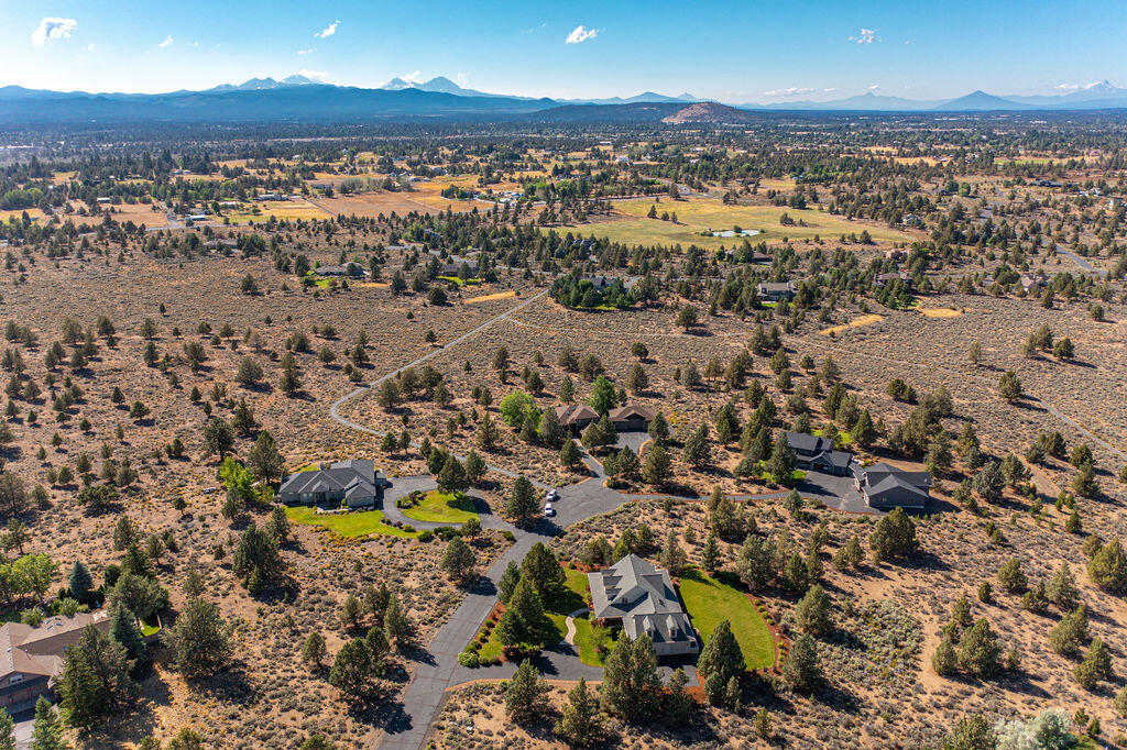 Lane Knolls - Residential