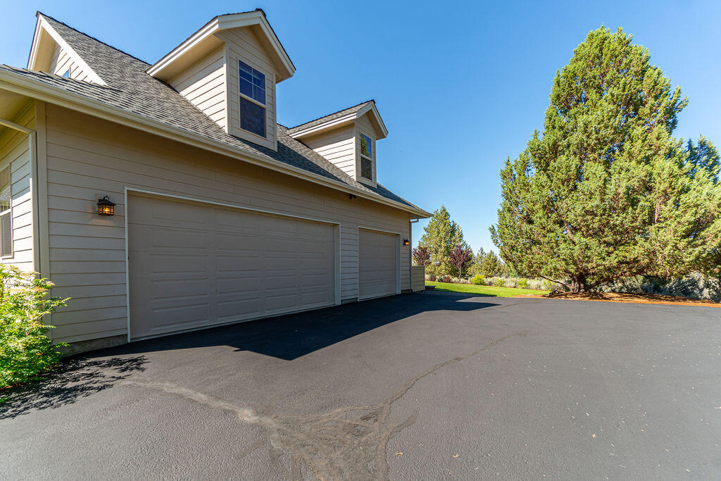 Lane Knolls - Residential