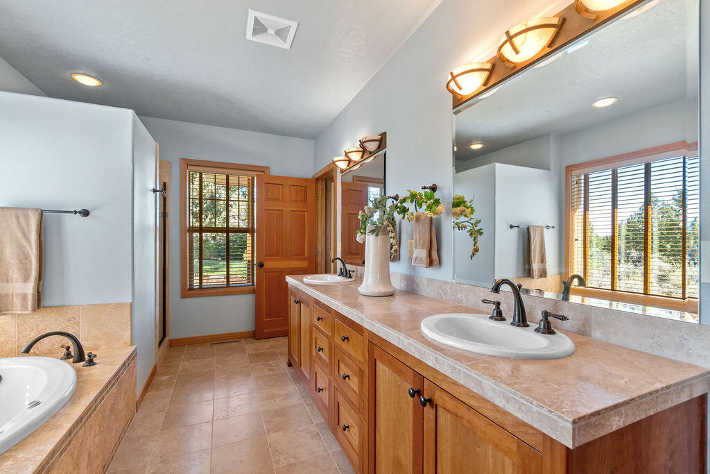 Lane Knolls - Residential