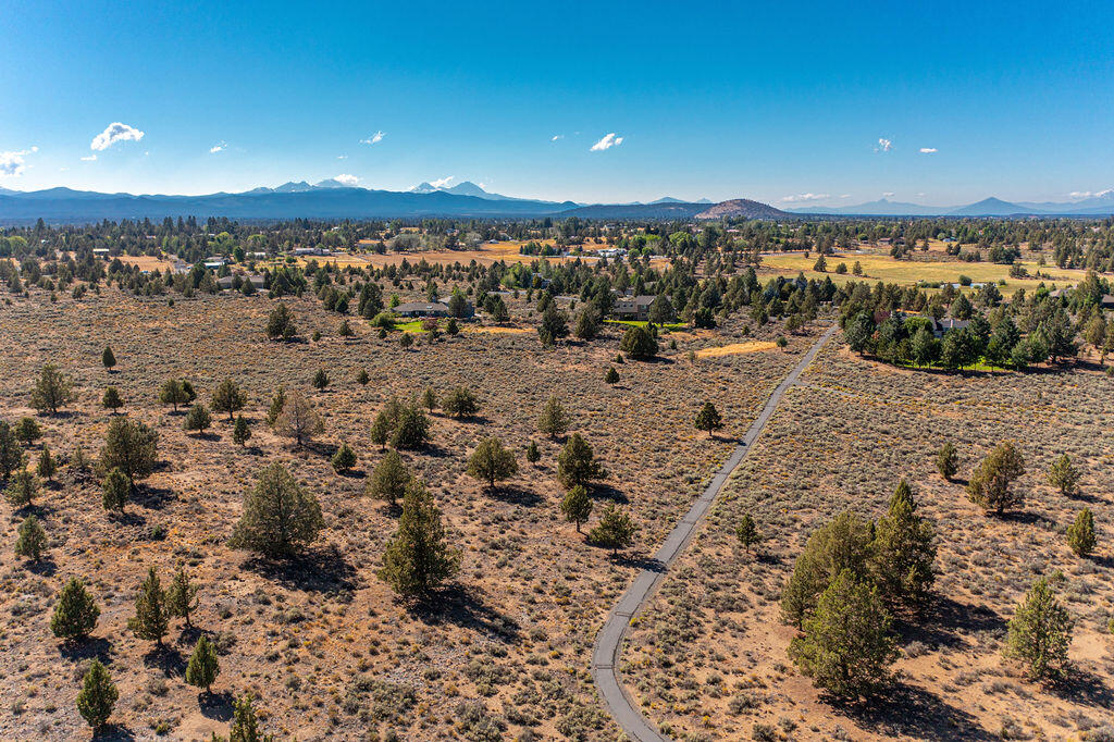 Lane Knolls - Residential