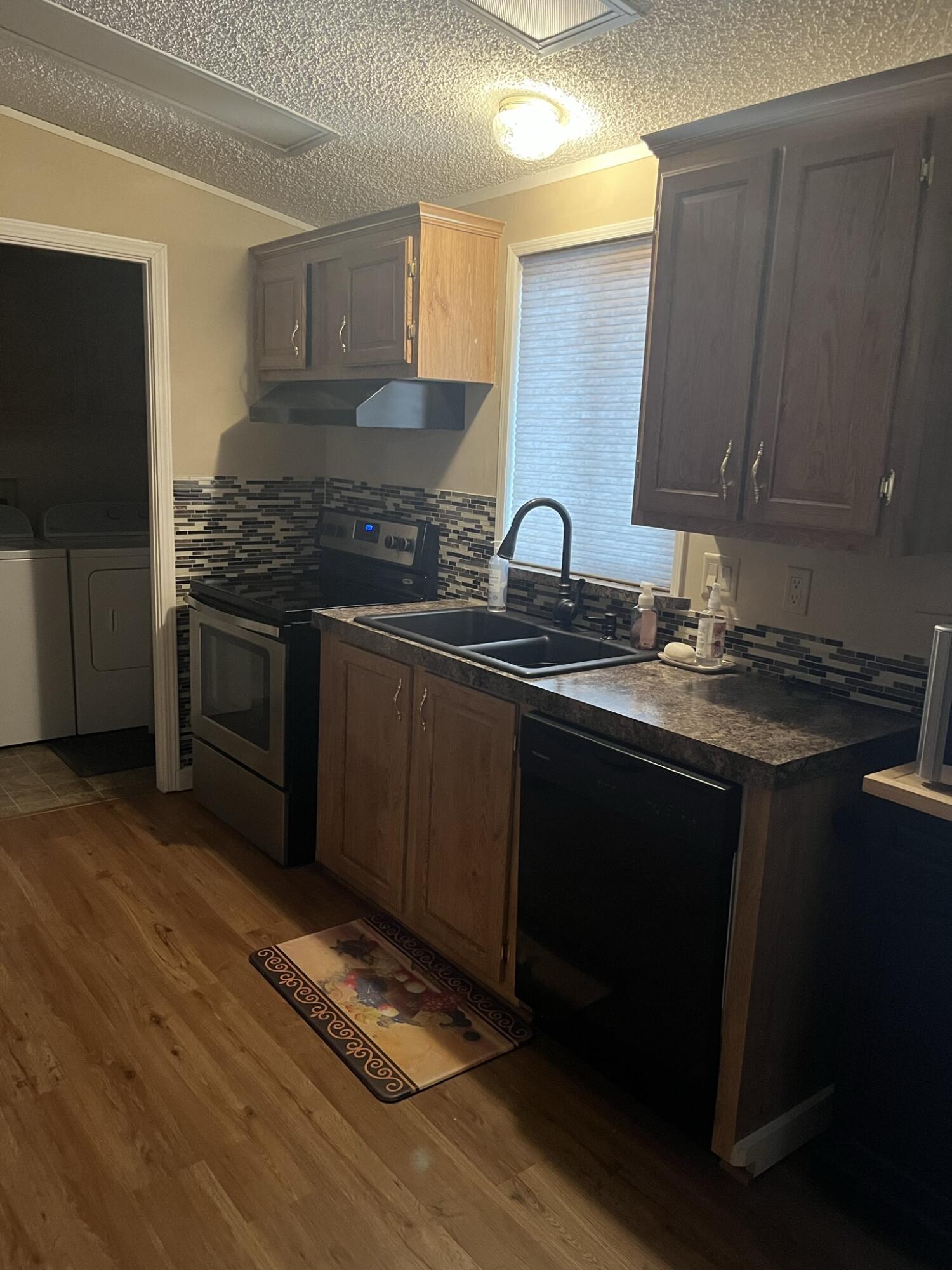 Queens Garden Mob Pa - Residential