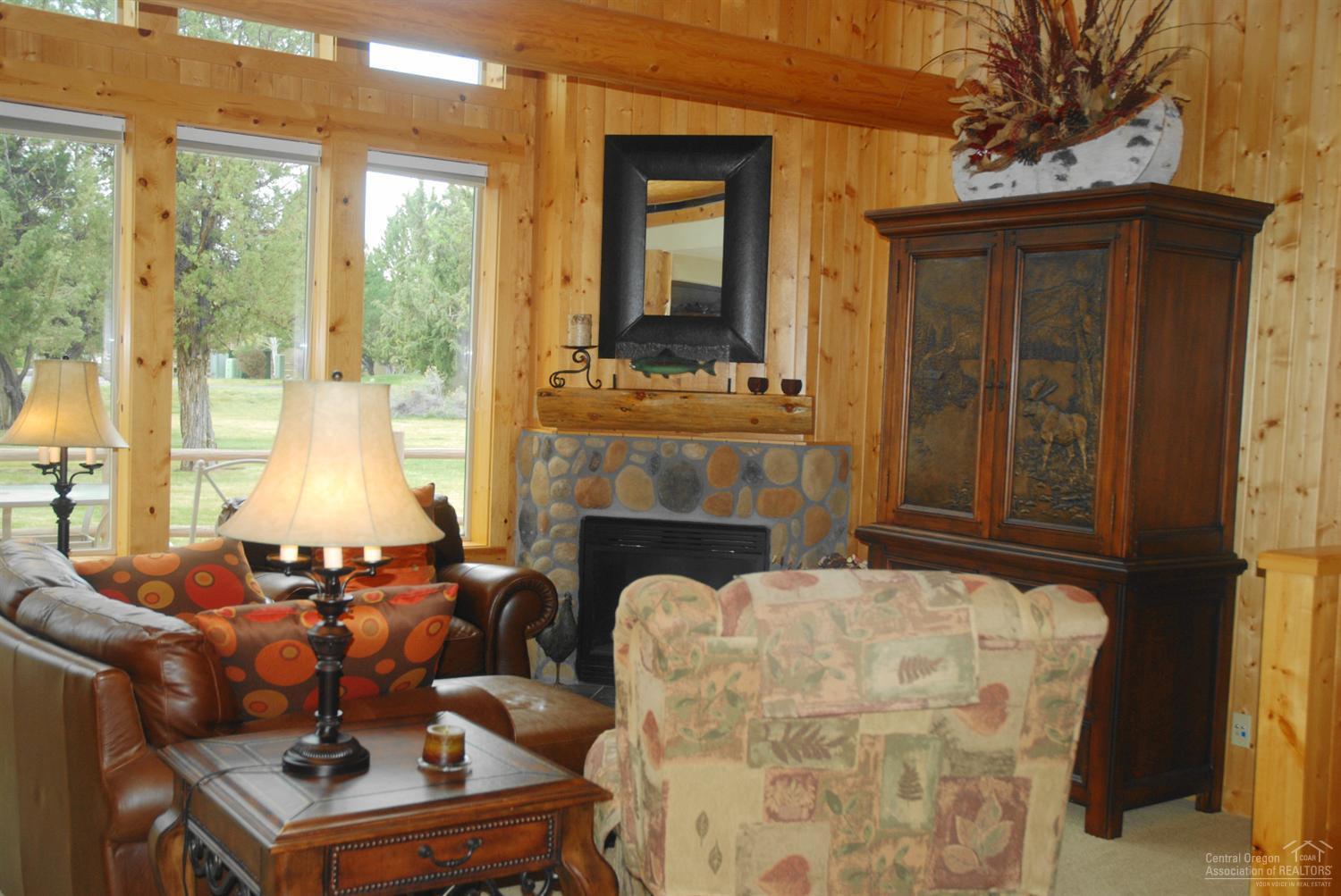 Eagle Crest - Residential