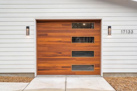 Tiny photo for 17133 Norwalk Road, Bend, OR 97707 (MLS # 220217034)