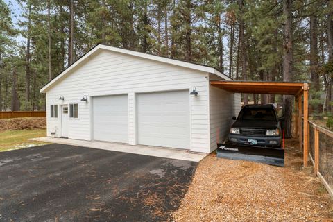 Tiny photo for 17133 Norwalk Road, Bend, OR 97707 (MLS # 220217034)