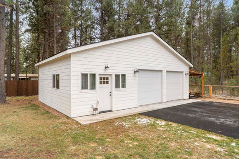 Tiny photo for 17133 Norwalk Road, Bend, OR 97707 (MLS # 220217034)