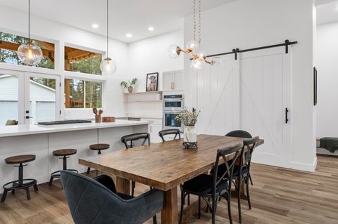 Tiny photo for 17133 Norwalk Road, Bend, OR 97707 (MLS # 220217034)