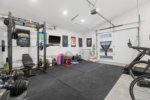 Tiny photo for 17133 Norwalk Road, Bend, OR 97707 (MLS # 220217034)