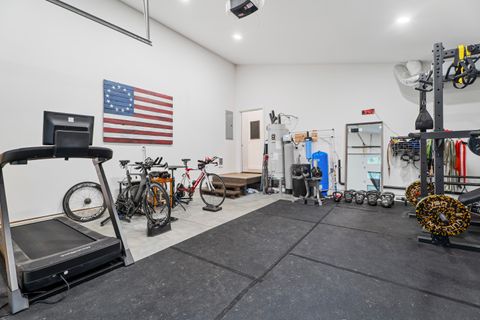 Tiny photo for 17133 Norwalk Road, Bend, OR 97707 (MLS # 220217034)