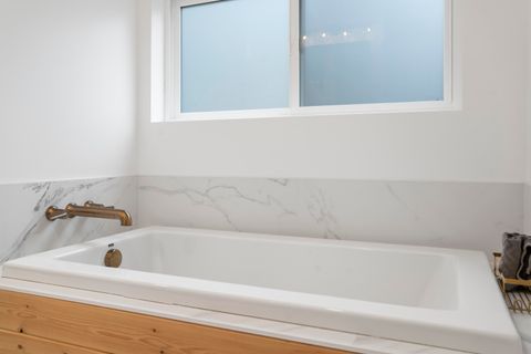 Tiny photo for 17133 Norwalk Road, Bend, OR 97707 (MLS # 220217034)